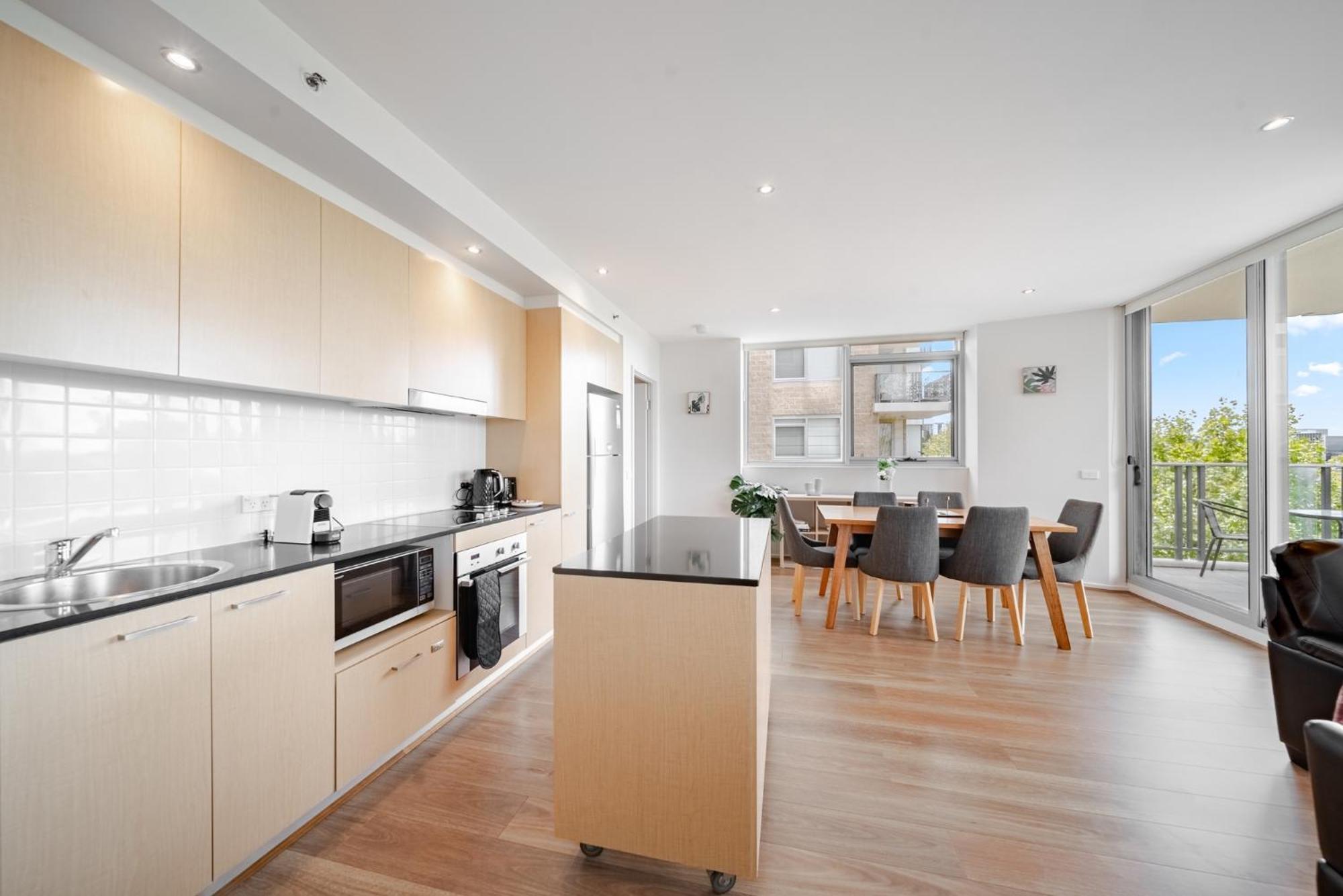 Stylish 1-bed Flat With Pool Bbq & Sauna Access Apartment *